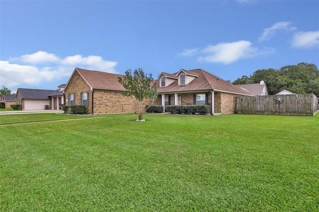 200 Milo Street, Dayton, TX 77535