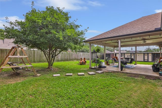 200 Milo Street, Dayton, TX 77535