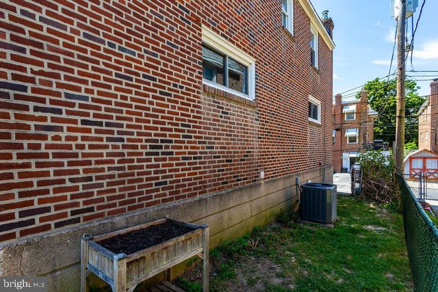 323 SPRUCE ST, Glenolden, PA 19036
