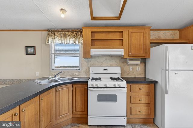 43 SUMMER ST, Landisville, PA 17538