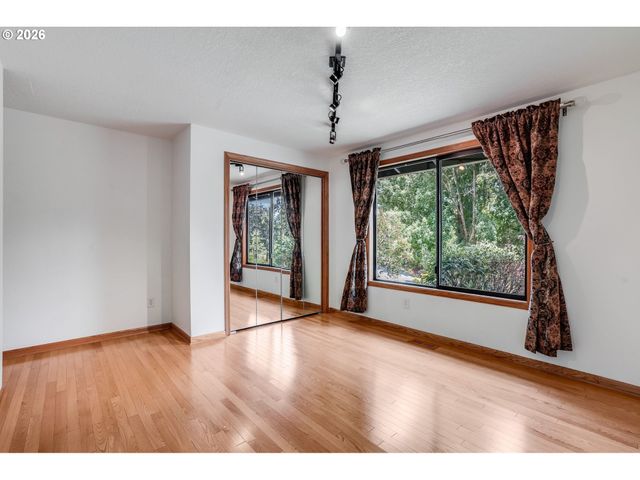 1408 GREENTREE Cir, Lake Oswego, OR 97034