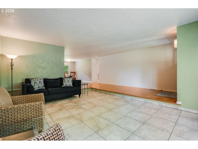 1408 GREENTREE Cir, Lake Oswego, OR 97034