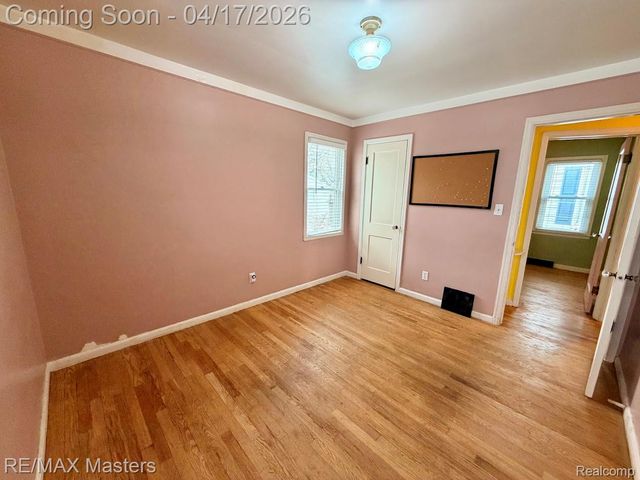 15395 Centralia, Redford Charter Township, MI 48239