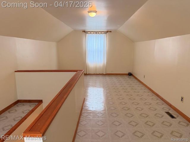 15395 Centralia, Redford Charter Township, MI 48239