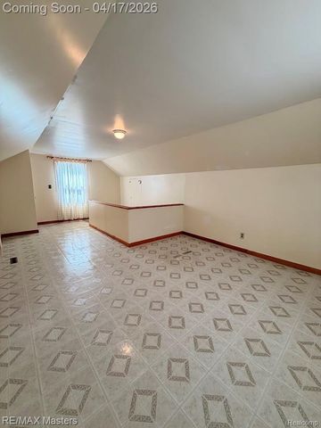 15395 Centralia, Redford Charter Township, MI 48239