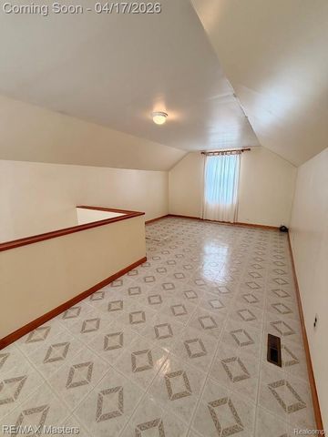 15395 Centralia, Redford Charter Township, MI 48239