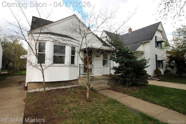 15395 Centralia, Redford Charter Township, MI 48239