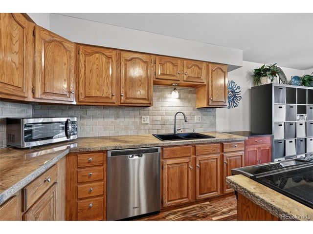 6107 Pine Hill Dr, Colorado Springs, CO 80918