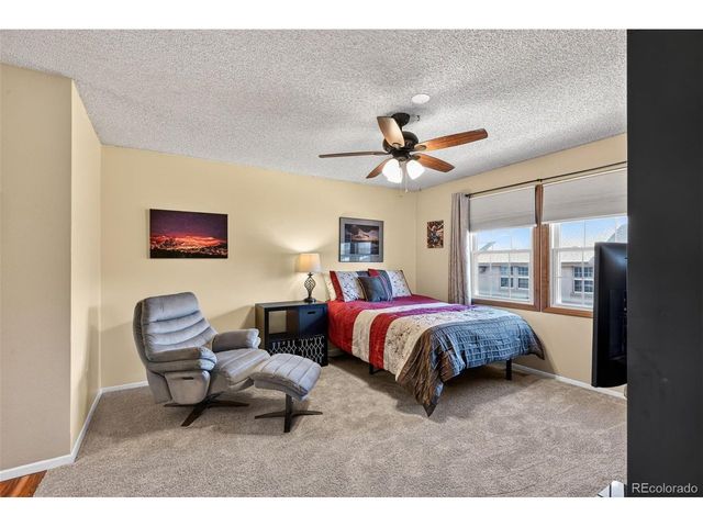 6107 Pine Hill Dr, Colorado Springs, CO 80918