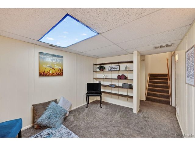 6107 Pine Hill Dr, Colorado Springs, CO 80918