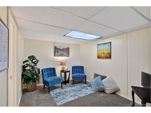 6107 Pine Hill Dr, Colorado Springs, CO 80918