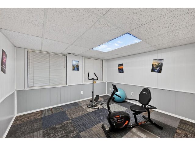 6107 Pine Hill Dr, Colorado Springs, CO 80918