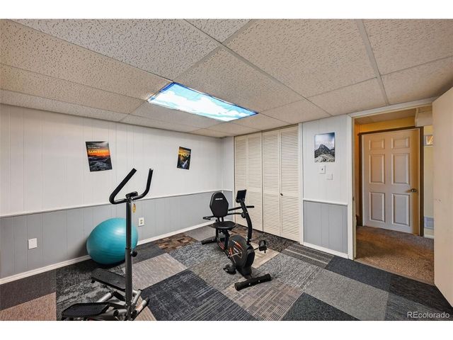 6107 Pine Hill Dr, Colorado Springs, CO 80918