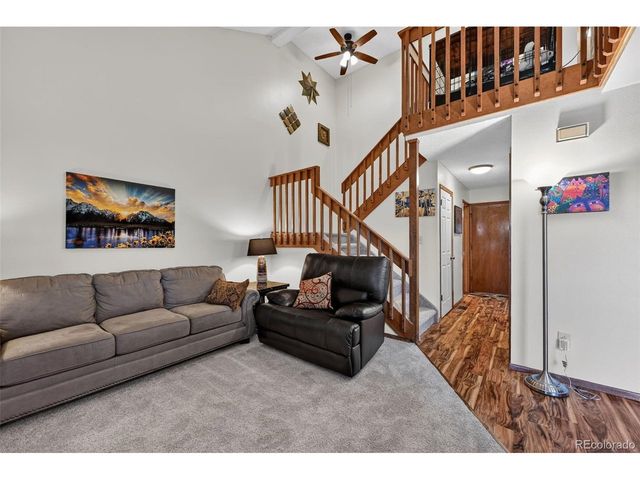 6107 Pine Hill Dr, Colorado Springs, CO 80918