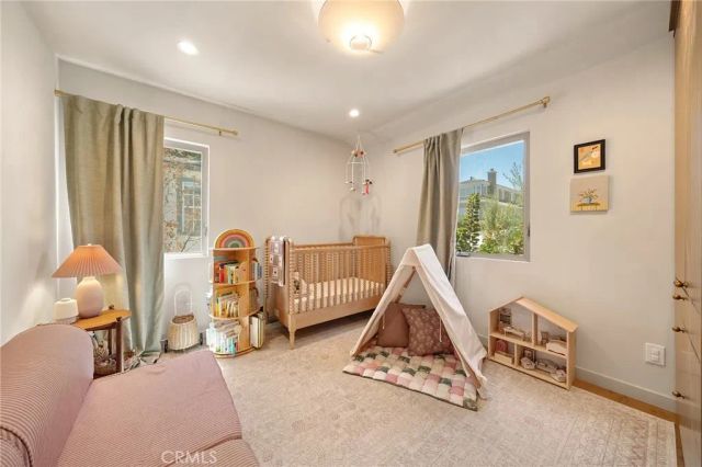 8006 Vicksburg, Los Angeles, CA 90045