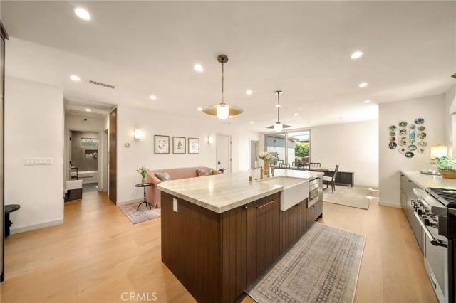 8006 Vicksburg, Los Angeles, CA 90045