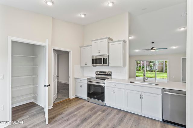 66 Ryland Drive, Palm Coast, FL 32164