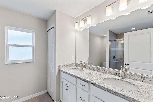 66 Ryland Drive, Palm Coast, FL 32164