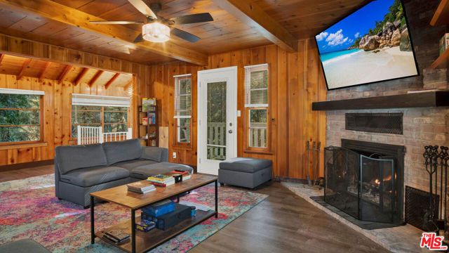 26776 Ca-189, Blue Jay, CA 92391