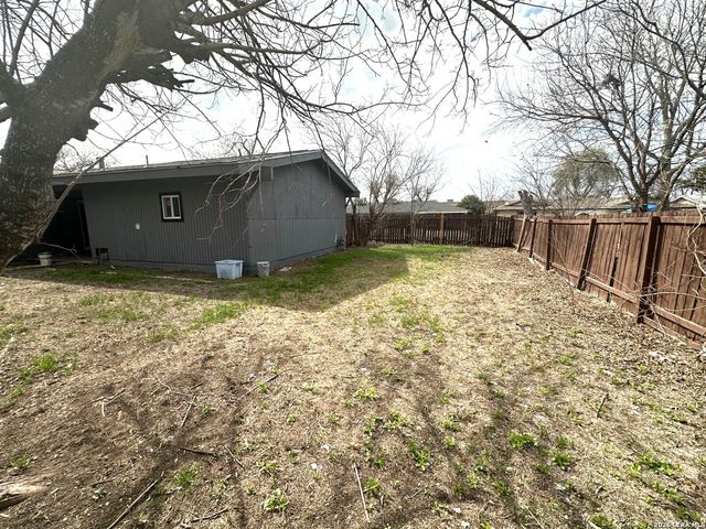5003 Prince Valiant, San Antonio, TX 78218