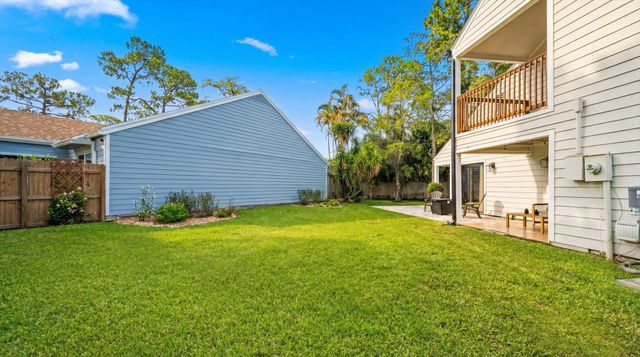 476 Goldenwood Way, Wellington, FL 33414