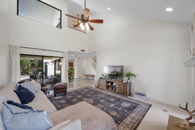 476 Goldenwood Way, Wellington, FL 33414