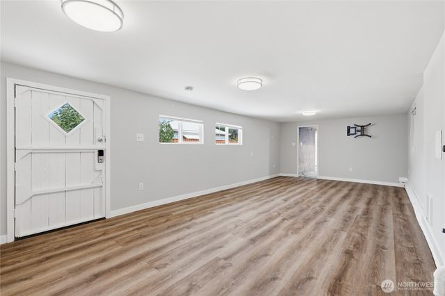 3844 49th Avenue SW, Seattle, WA 98116