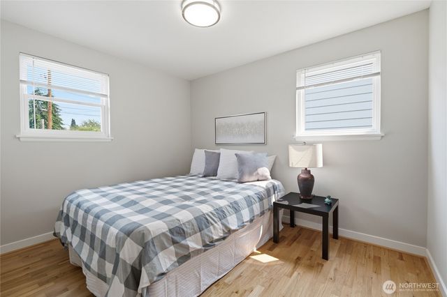 3844 49th Avenue SW, Seattle, WA 98116