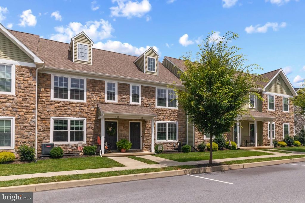 508 BYLER CIR, Lebanon, PA 17042