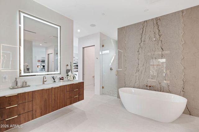 10420 N 64TH Place, Paradise Valley, AZ 85253