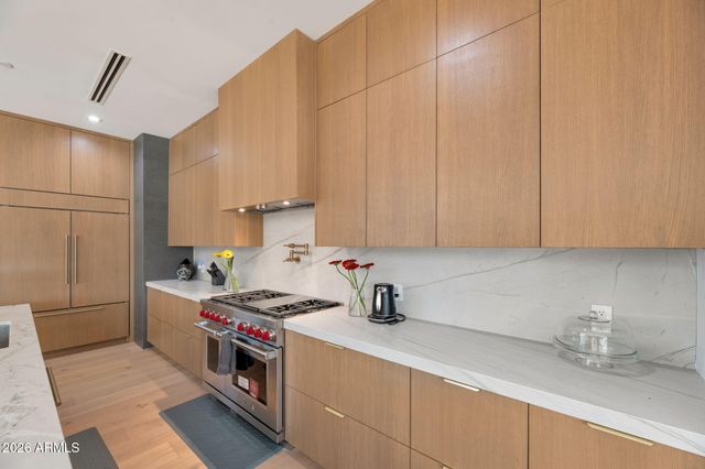 10420 N 64TH Place, Paradise Valley, AZ 85253