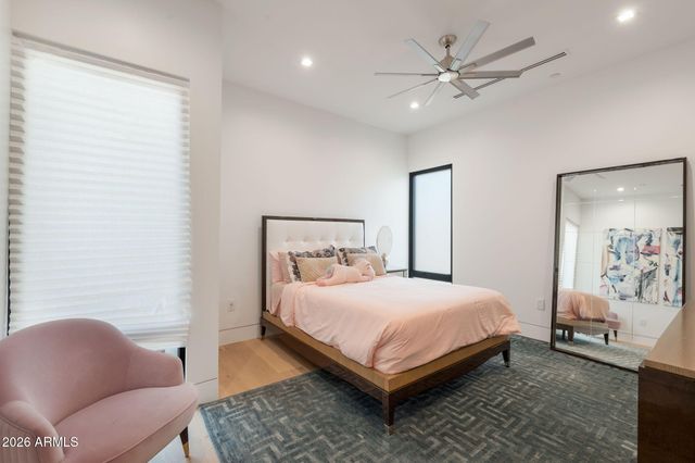 10420 N 64TH Place, Paradise Valley, AZ 85253