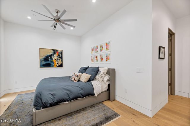 10420 N 64TH Place, Paradise Valley, AZ 85253