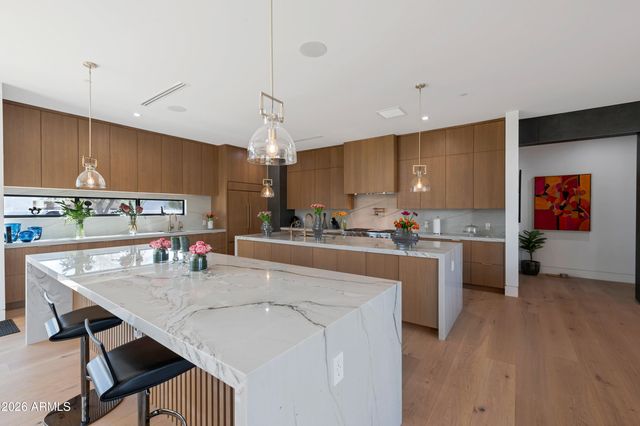 10420 N 64TH Place, Paradise Valley, AZ 85253