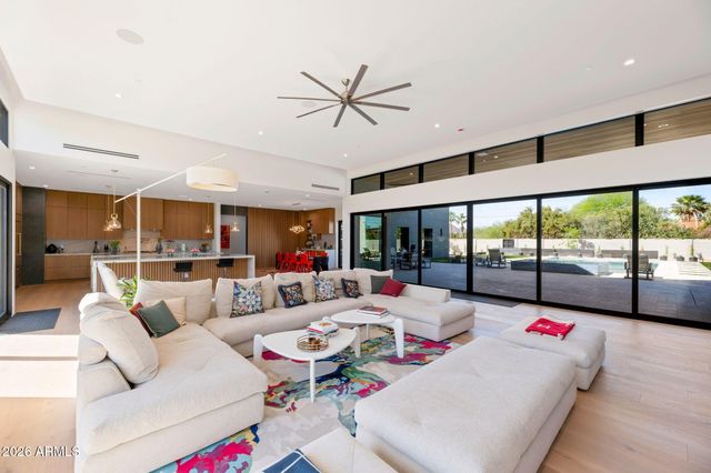 10420 N 64TH Place, Paradise Valley, AZ 85253