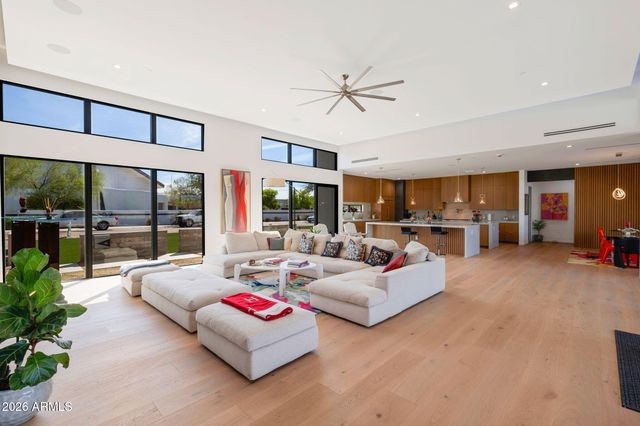 10420 N 64TH Place, Paradise Valley, AZ 85253