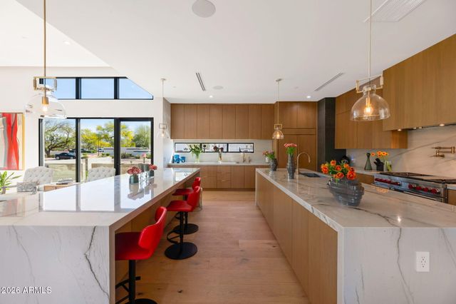 10420 N 64TH Place, Paradise Valley, AZ 85253