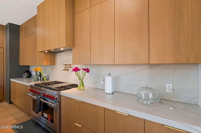 10420 N 64TH Place, Paradise Valley, AZ 85253