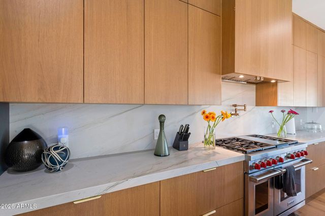 10420 N 64TH Place, Paradise Valley, AZ 85253