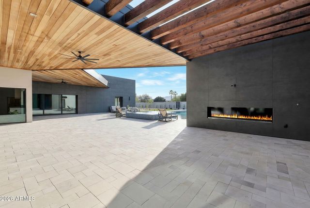 10420 N 64TH Place, Paradise Valley, AZ 85253