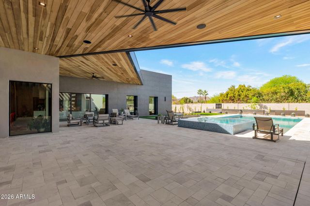 10420 N 64TH Place, Paradise Valley, AZ 85253