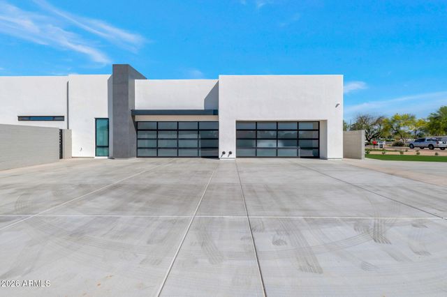 10420 N 64TH Place, Paradise Valley, AZ 85253