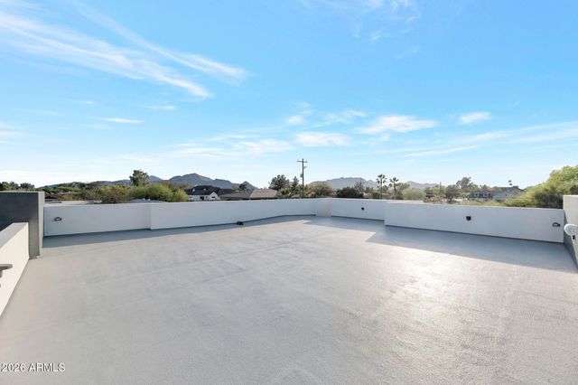 10420 N 64TH Place, Paradise Valley, AZ 85253