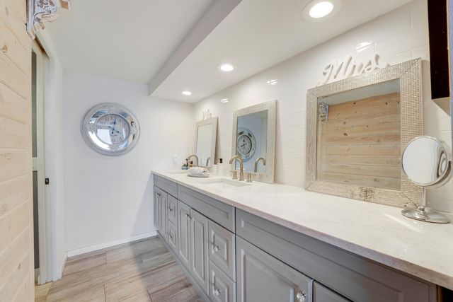 126 Lakeshore Drive 4260, North Palm Beach, FL 33408