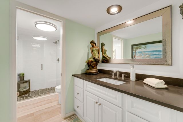 126 Lakeshore Drive 4260, North Palm Beach, FL 33408