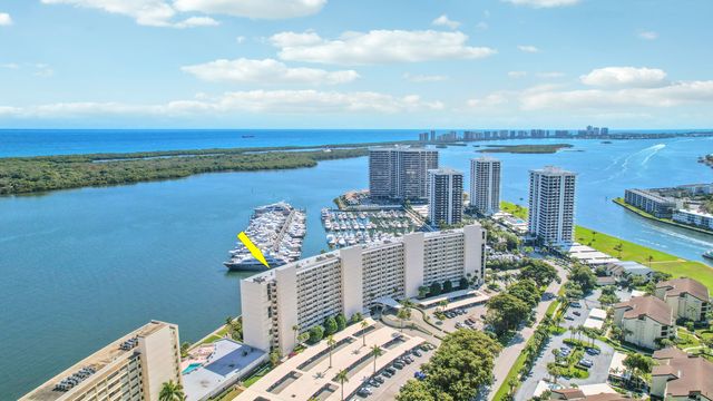 126 Lakeshore Drive 4260, North Palm Beach, FL 33408