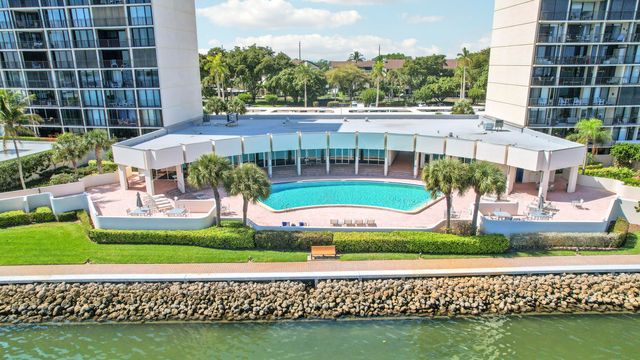 126 Lakeshore Drive 4260, North Palm Beach, FL 33408