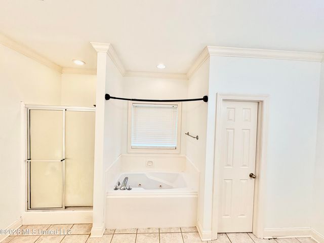 705 Forest Woods Drive, Byram, MS 39272