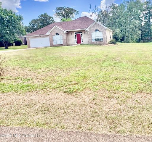 705 Forest Woods Drive, Byram, MS 39272