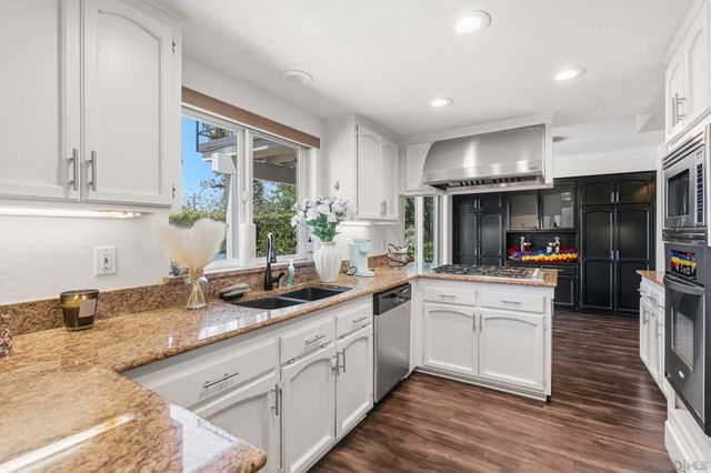 36775 Mesa Rd, Temecula, CA 92592